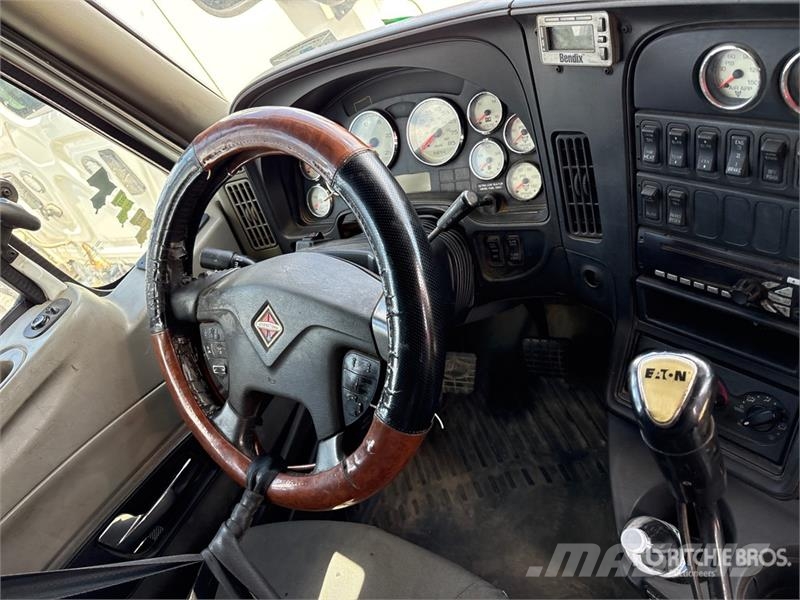 International ProStar 6x4 T/A Sleeper Truck Tractor (Inoperable) Trekkvogner