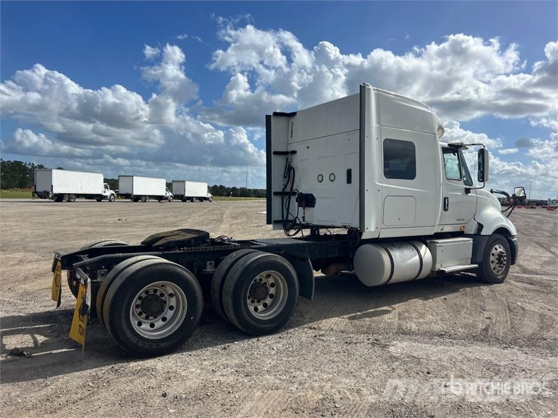 International ProStar+ 122 6x4 T/A Sleeper Truck Tractor Traktorske jedinice