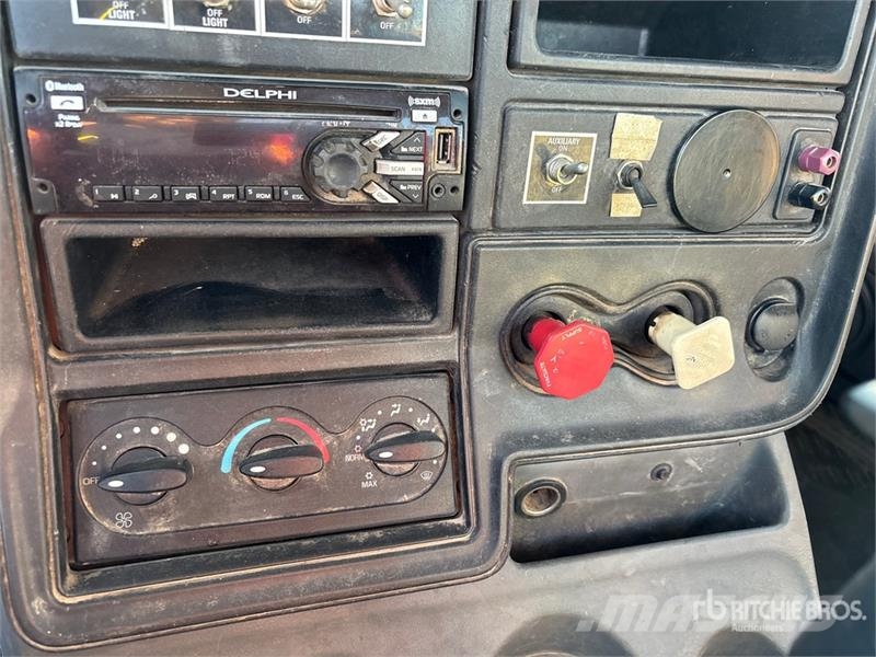 International ProStar+ 122 4x2 Toter Truck Ostali kamioni
