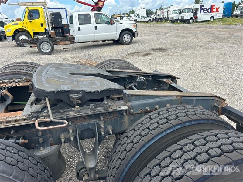 International ProStar+113 6x4 T/A Day Cab Truck Tractor (Inopera Cabezas tractoras