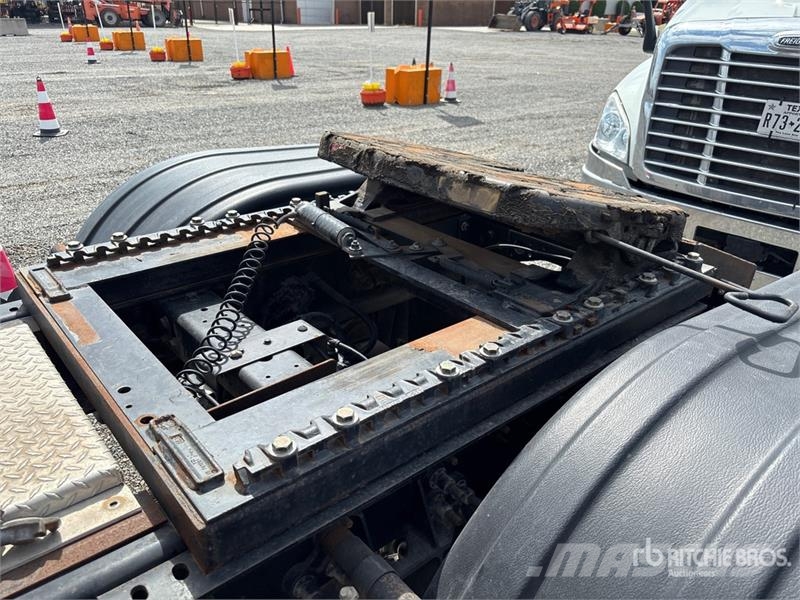 International ProStar+ 122 Vilcēji