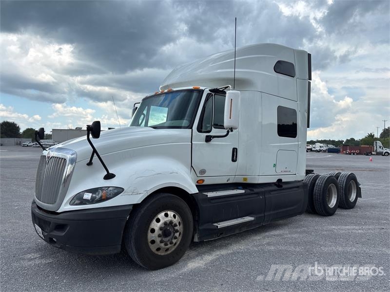 International ProStar 6x4 T/A Sleeper Truck Tractor Τράκτορες