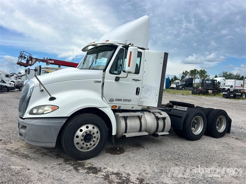 International ProStar+113 6x4 T/A Day Cab Truck Tractor (Inopera Cabezas tractoras
