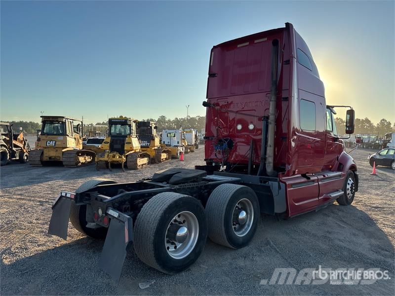 International ProStar 6x4 T/A Sleeper Truck Tractor Trekkvogner