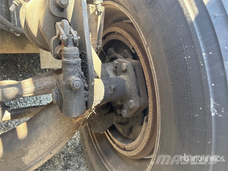 International Prostar+122 6x4 T/A Sleeper Truck Tractor Trekkvogner