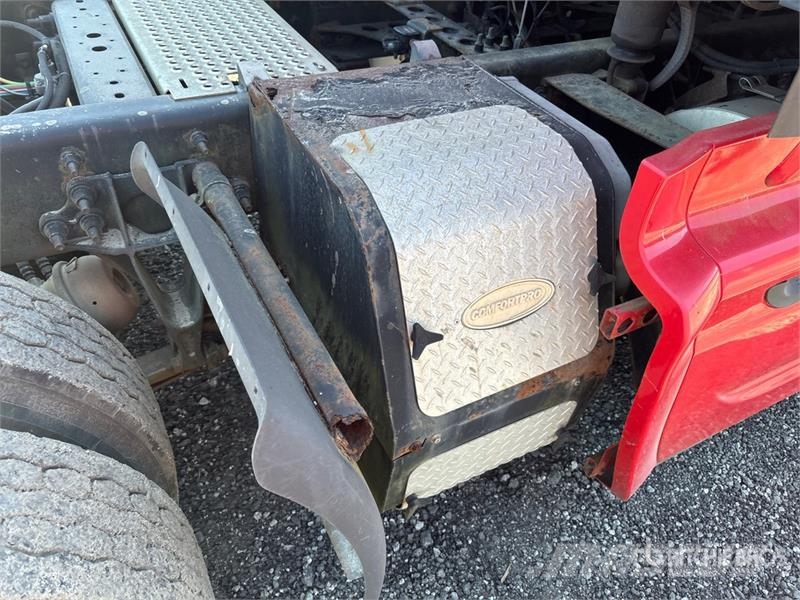 International Prostar+122 6x4 T/A Sleeper Truck Tractor Trekkvogner