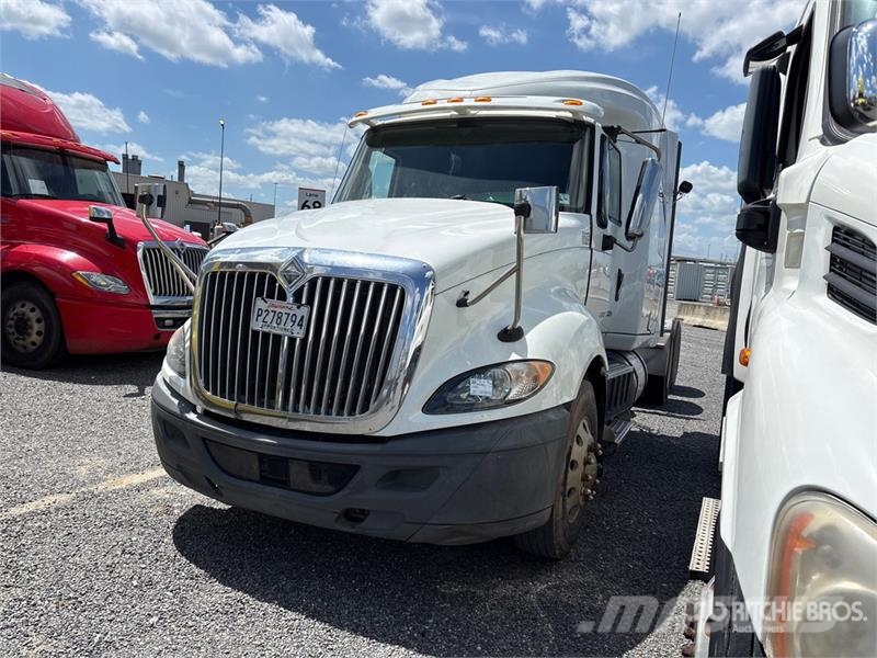 International ProStar 6x4 T/A Sleeper Truck Tractor (Inoperable) Trekkvogner