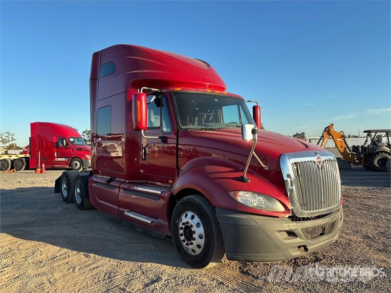 International ProStar 6x4 T/A Sleeper Truck Tractor Trekkvogner