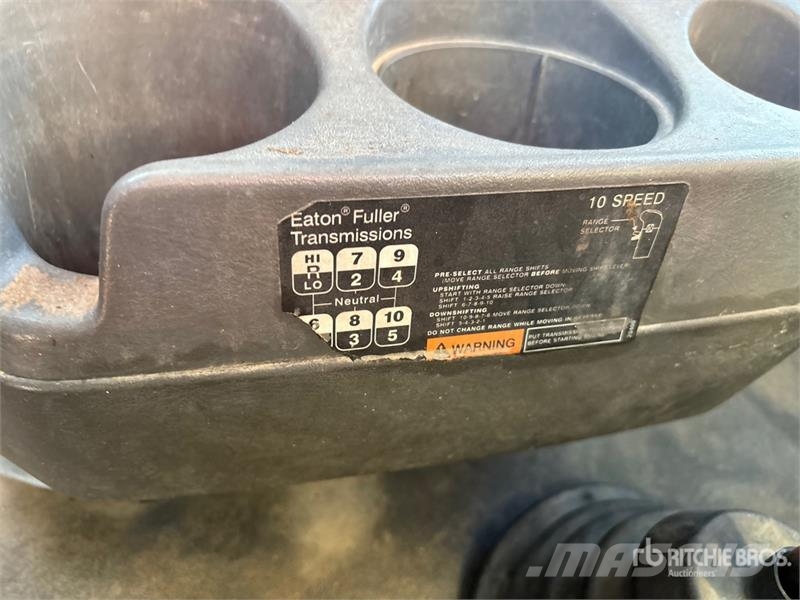 International ProStar+ 122 4x2 Toter Truck Ostali kamioni