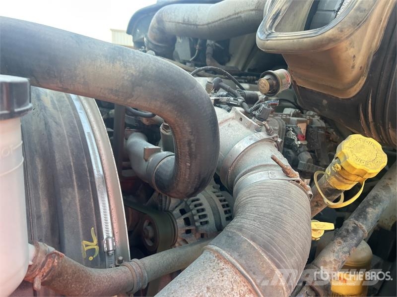 International Prostar 6x4 T/A Day Cab Truck Tractor (Inoperable) Sattelzugmaschinen