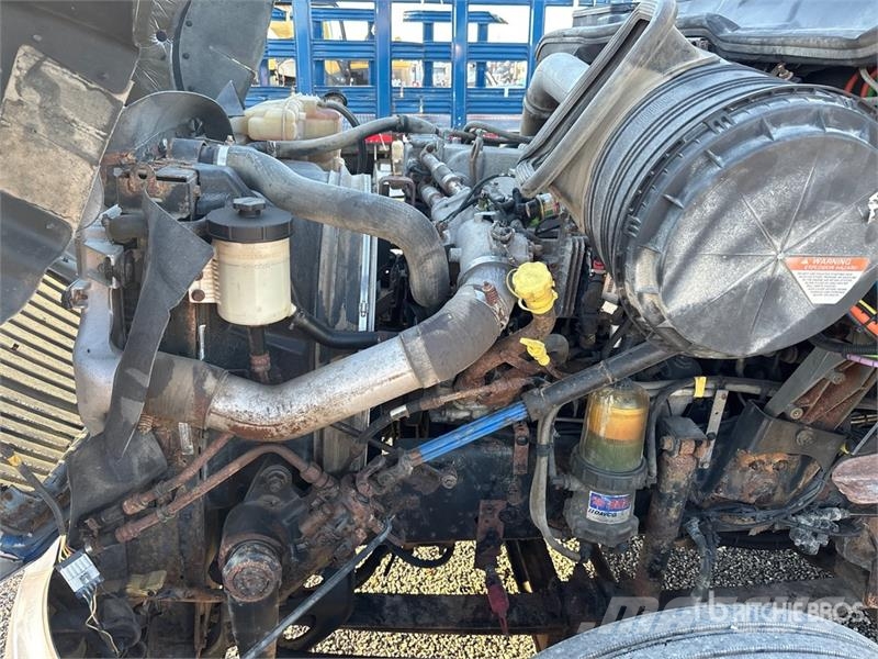 International ProStar+ 122 4x2 Toter Truck Ostali kamioni
