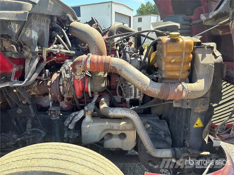 International Prostar+122 6x4 T/A Sleeper Truck Tractor Trekkvogner