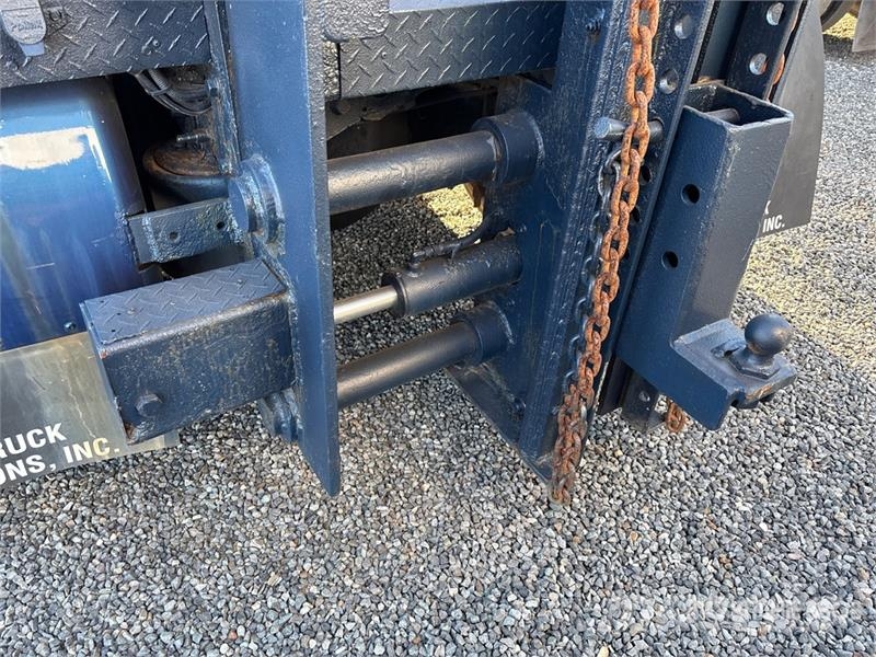 International ProStar+ 122 4x2 Toter Truck Ostali kamioni