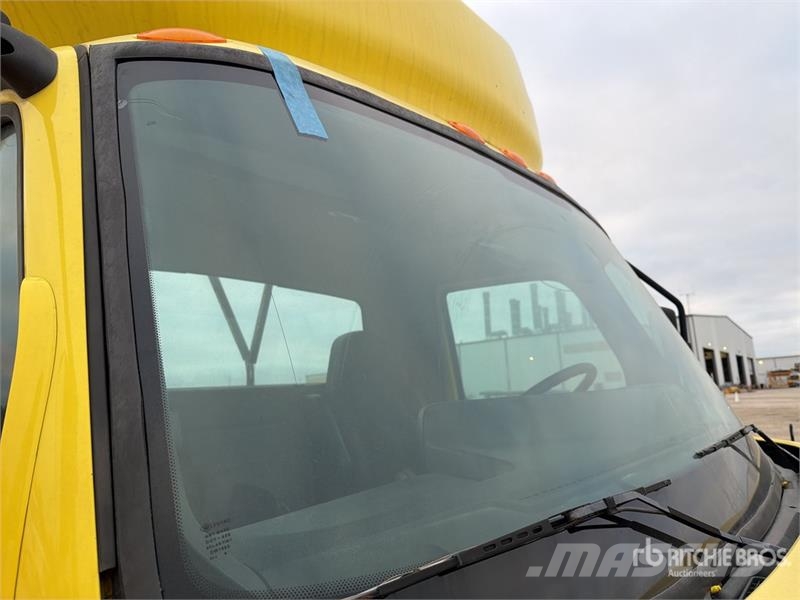 International RH613 6x4 T/A Day Cab Truck Tractor Τράκτορες