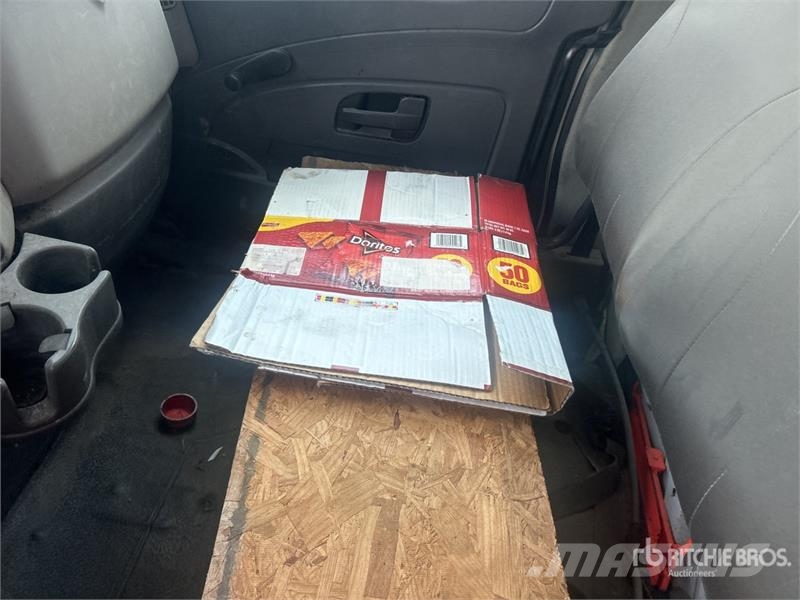 International WorkStar 7400 폐기물 수거 트럭