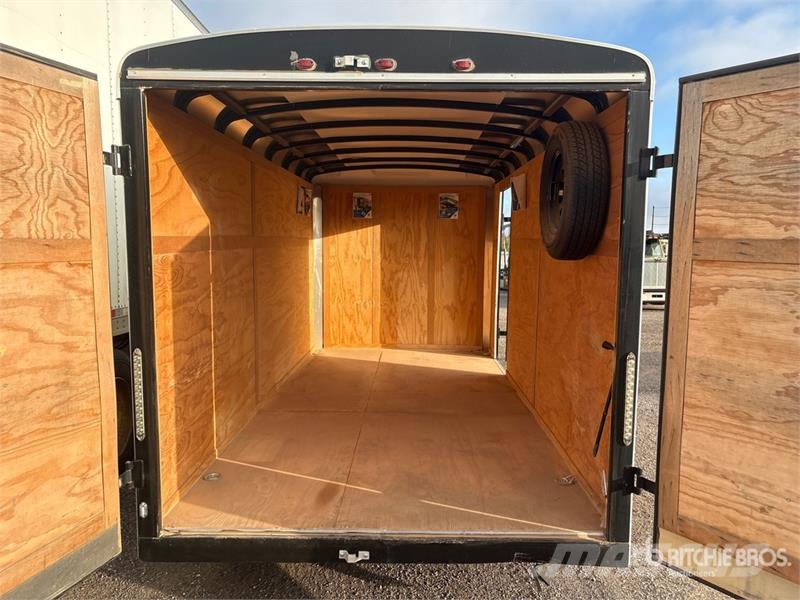 Interstate 14 ft T/A Enclosed Trailer ボックスボディートレーラー