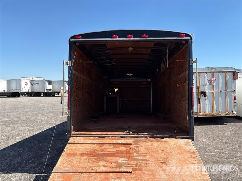 Interstate 24 ft T/A Enclosed Trailer مقطورات ذات هيكل صندوقي