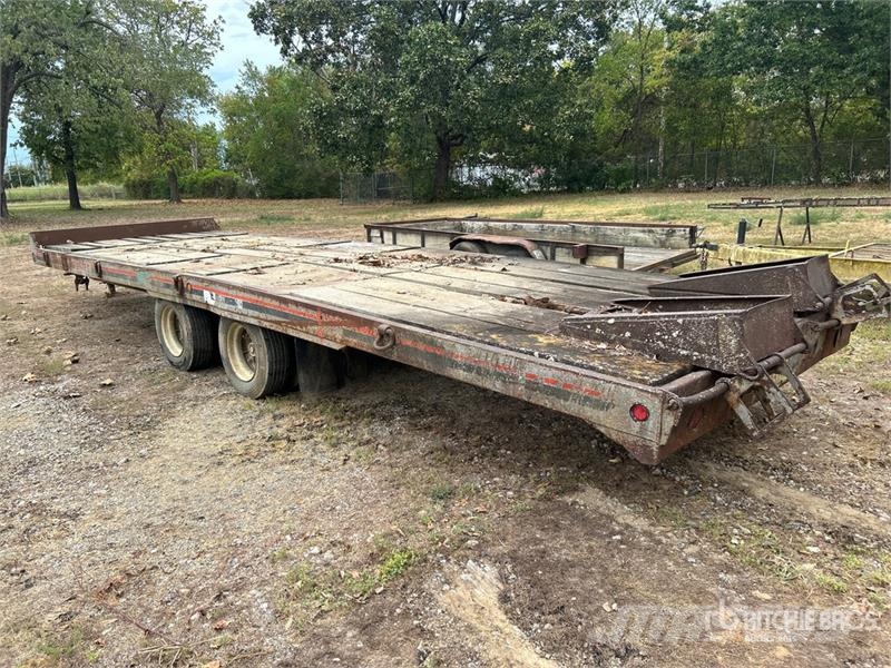 Interstate 40ARP 28 ft T/A Tilt Deck Trailer Tieflader