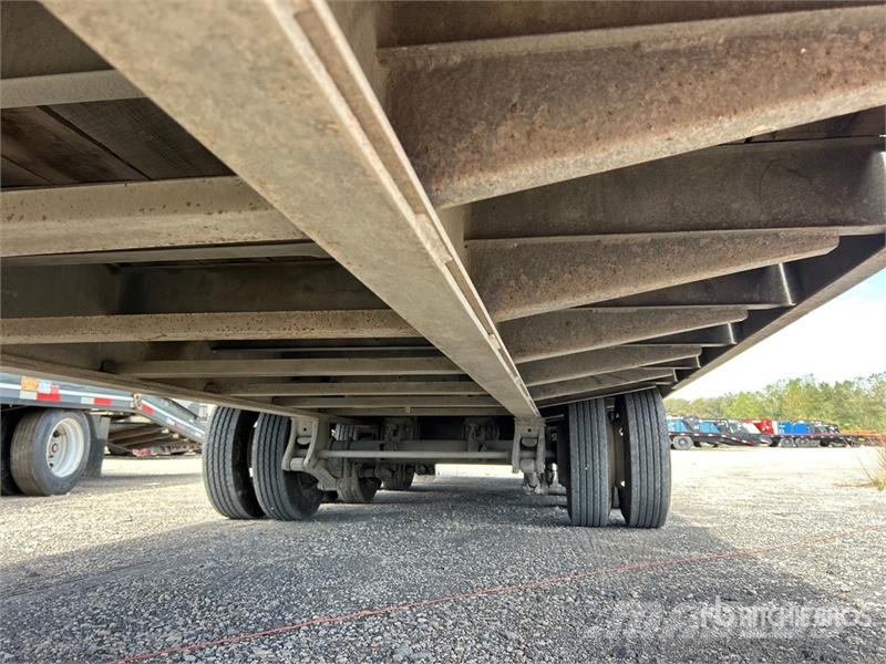 Interstate 50DLA 29 ft Tri/A Equipment Trailer Přívesy na přepravu automobilů