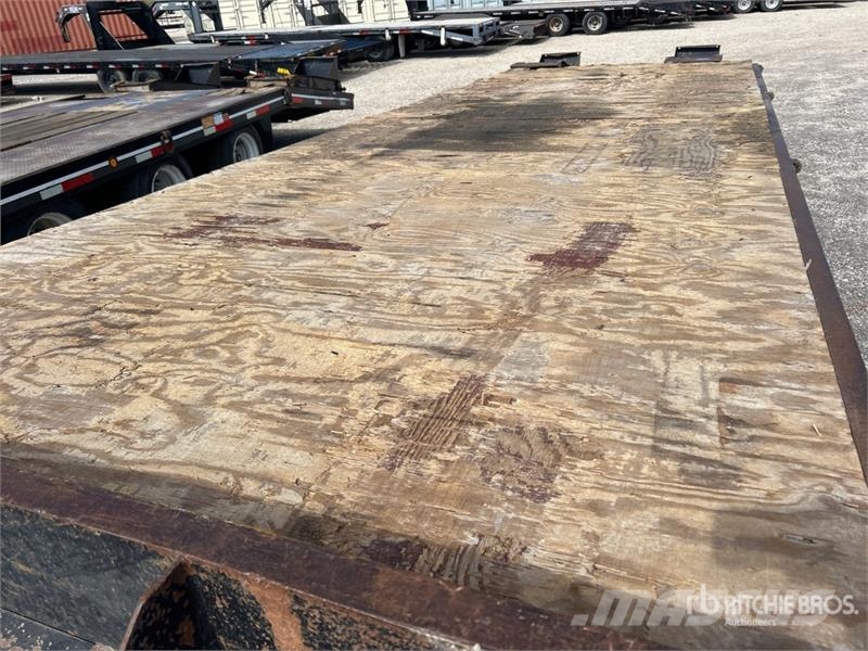 Interstate 50DLA 29 ft Tri/A Equipment Trailer Přívesy na přepravu automobilů