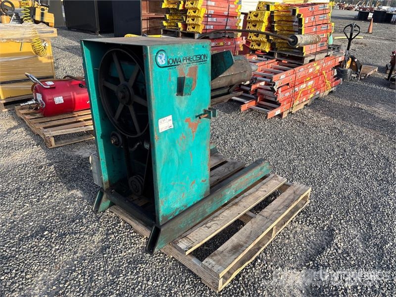  Iowa Precision UCR3M16 Coil Feed Machine معدات البناء - غير ذلك
