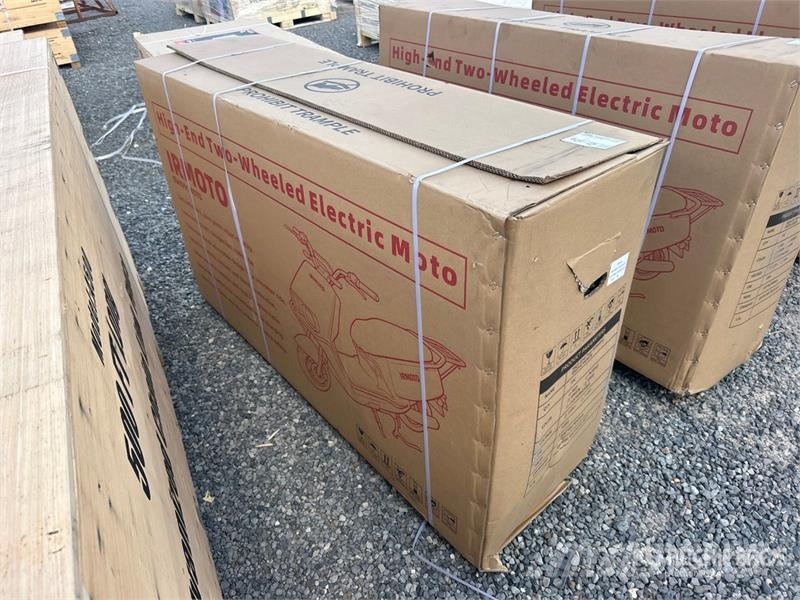 IRMOTO-RED Electric Moped (Unused) Avtomobili