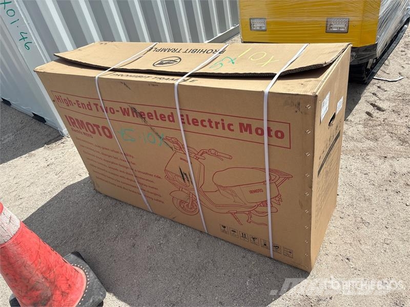  IRMOTO-WHITE Electric Moped (Unused) 自動車