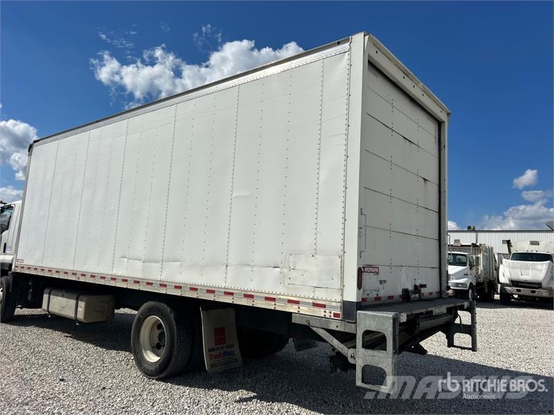 Isuzu FTR 4x2 Van Truck Furgons