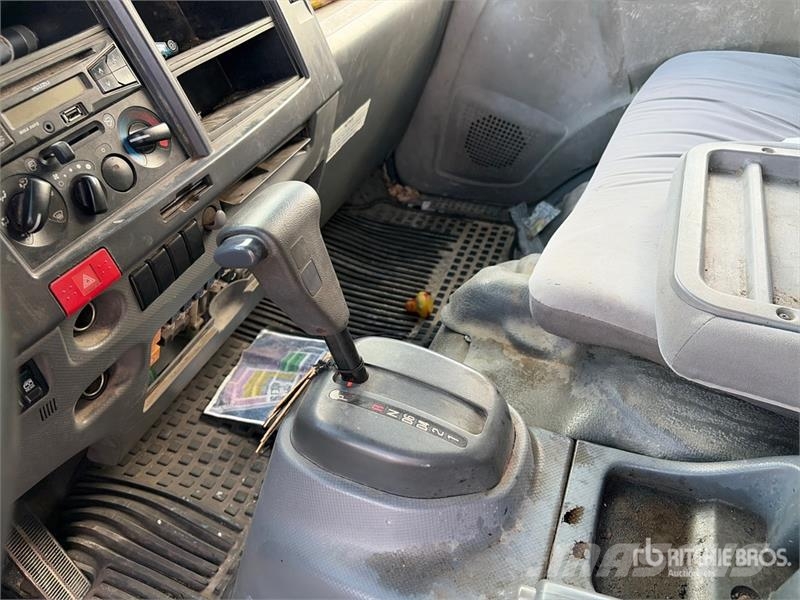 Isuzu NPR Andere Fahrzeuge