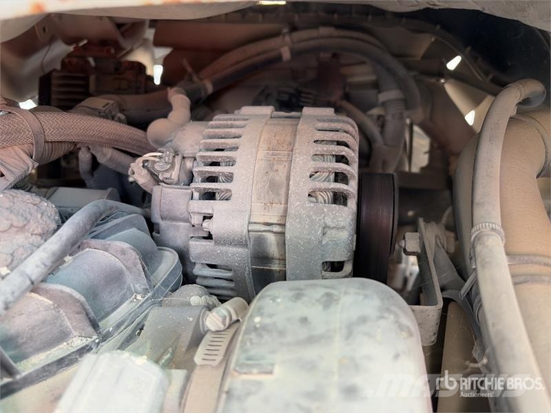 Isuzu NPR Φορτηγά Κόφα