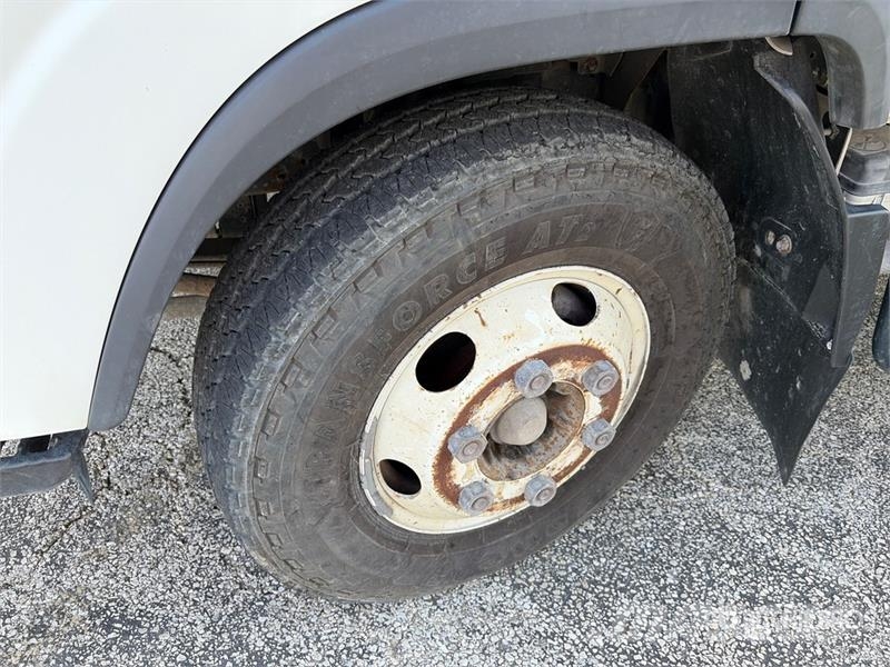 Isuzu NPR Andere Fahrzeuge