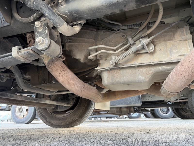 Isuzu NPR Andere Fahrzeuge
