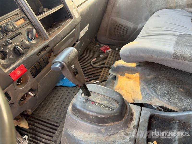 Isuzu NPR Andere Fahrzeuge