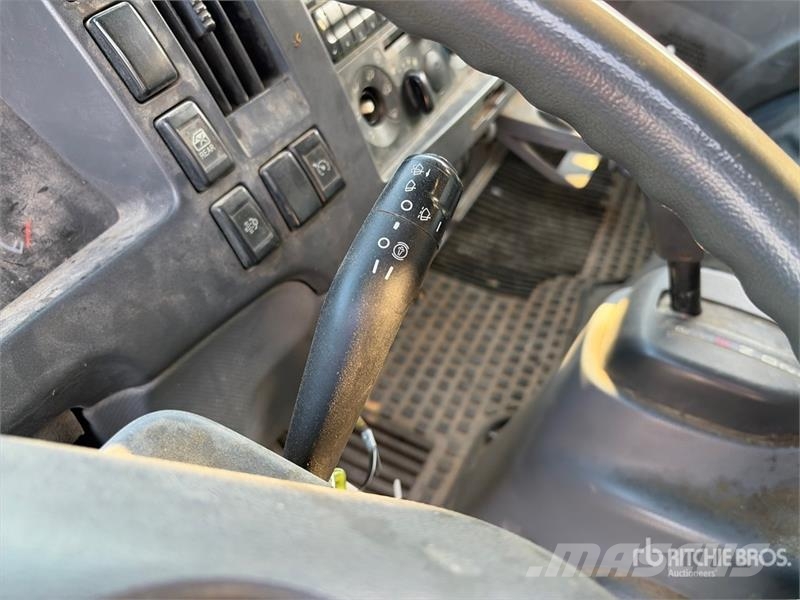 Isuzu NPR Andere Fahrzeuge