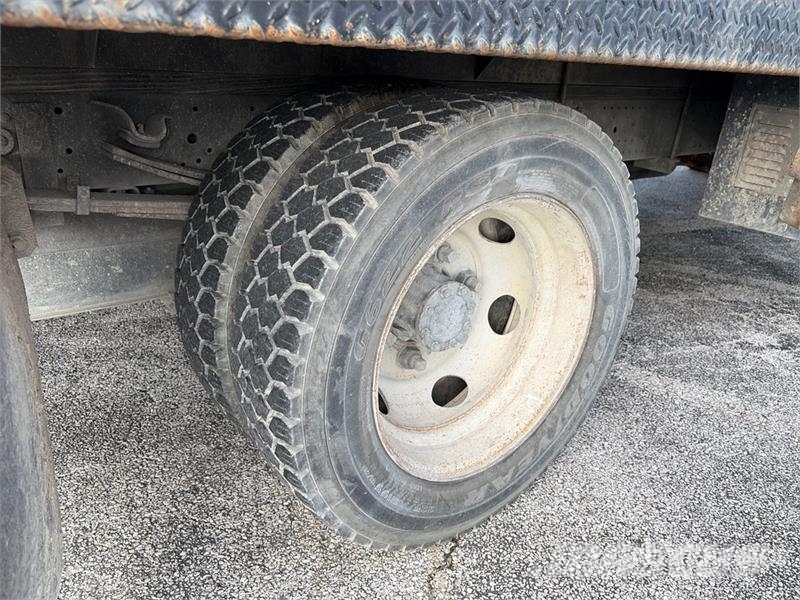 Isuzu NPR Andere Fahrzeuge