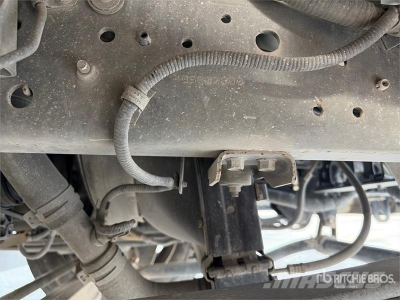 Isuzu NPR Andere Fahrzeuge