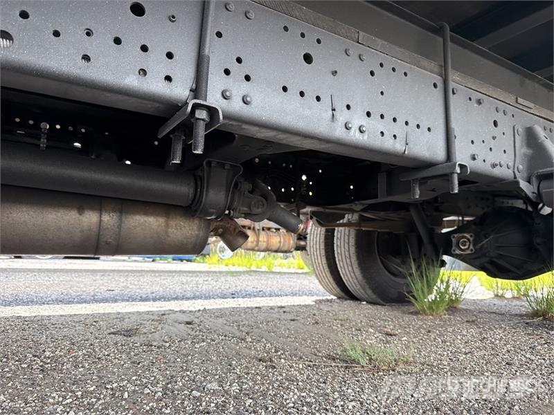 Isuzu NPR Skriňová nadstavba
