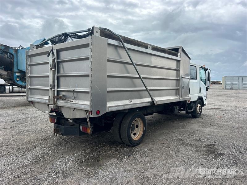 Isuzu NPR Kiper tovornjaki
