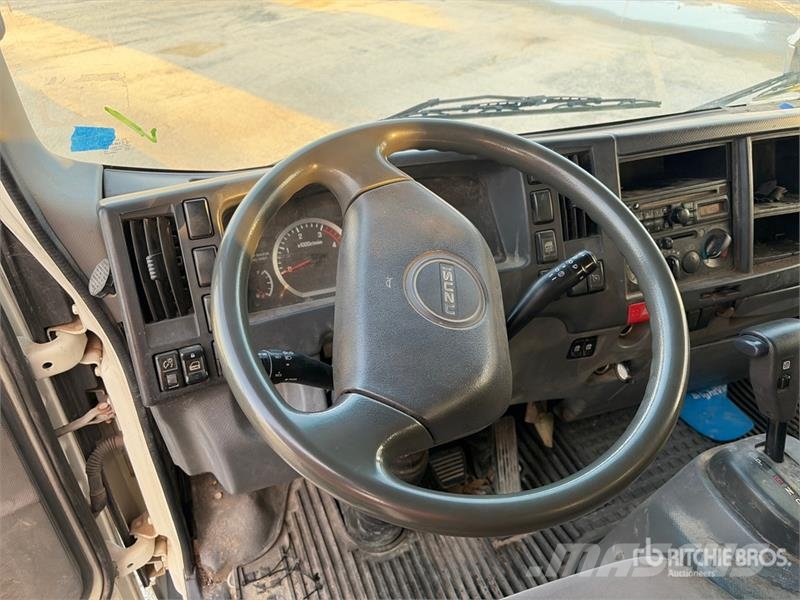 Isuzu NPR Andere Fahrzeuge