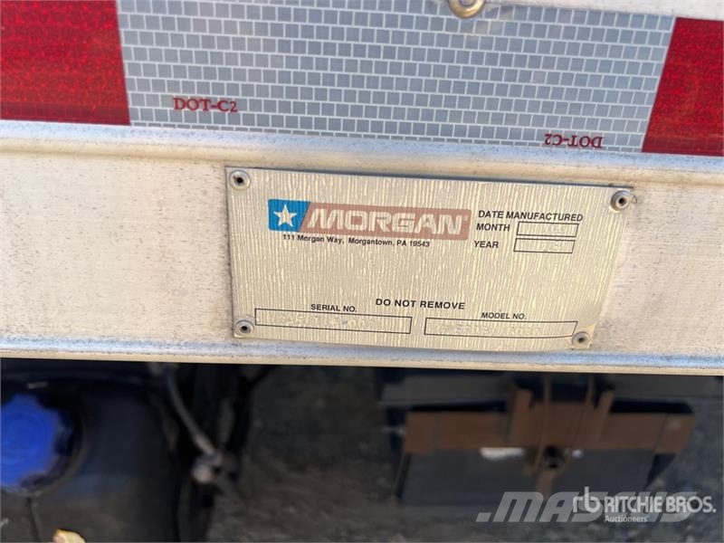 Isuzu NPR Camiones con temperatura controlada