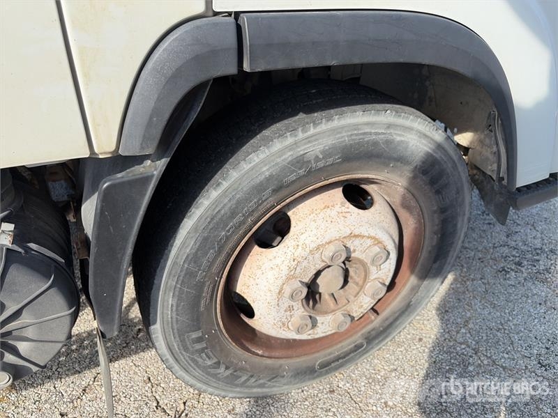 Isuzu NPR Φορτηγά Κόφα