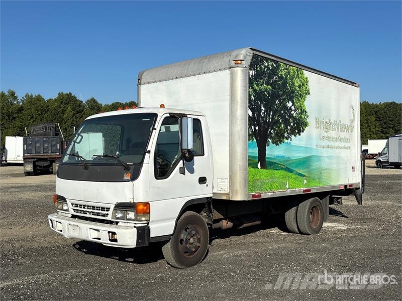 Isuzu NPR 貨箱式卡車
