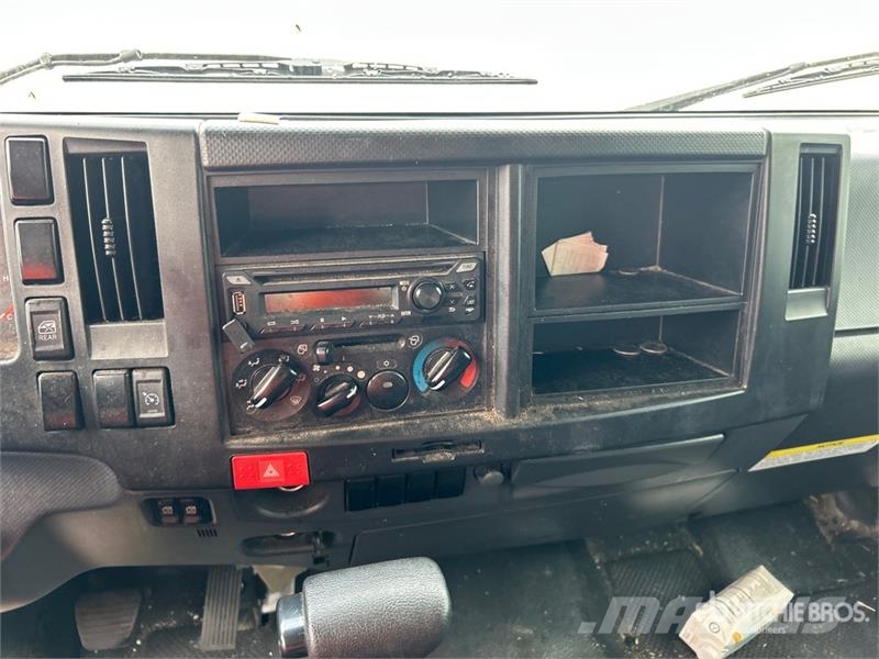 Isuzu NPR Ostali kamioni
