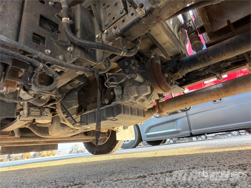 Isuzu NPR Andere Fahrzeuge