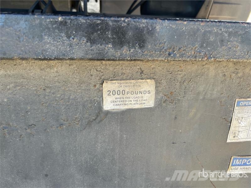 Isuzu NPR Camiones con temperatura controlada