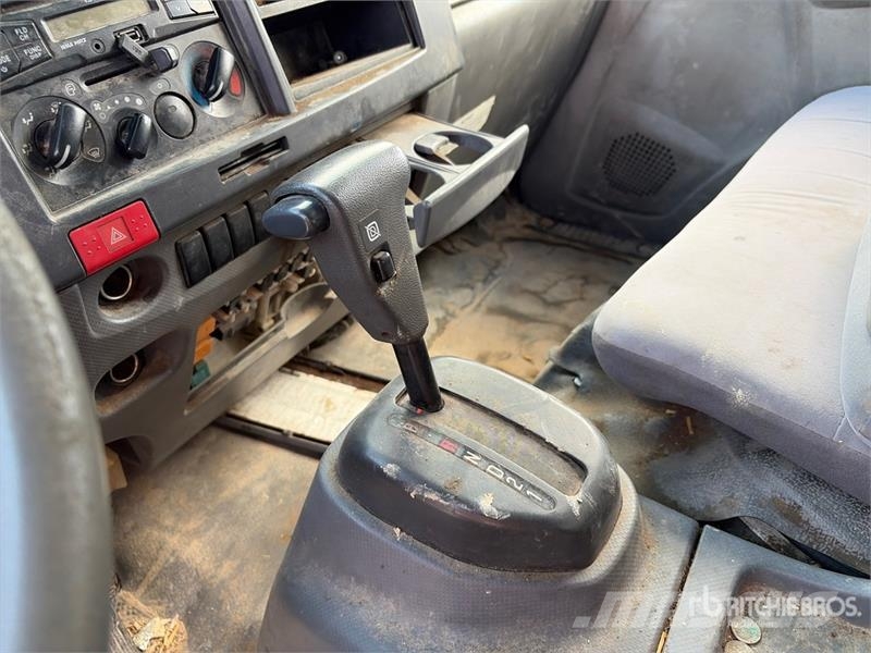 Isuzu NPR Andere Fahrzeuge