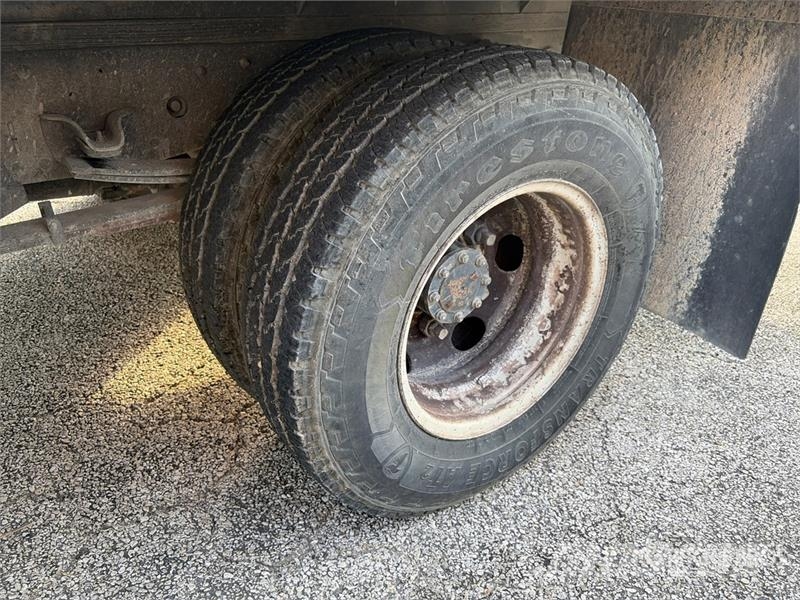 Isuzu NPR Andere Fahrzeuge