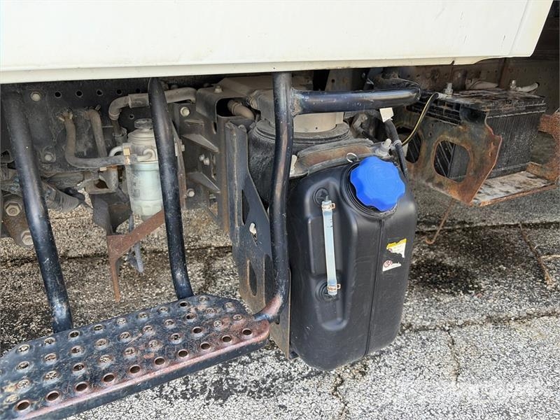 Isuzu NPR Andere Fahrzeuge