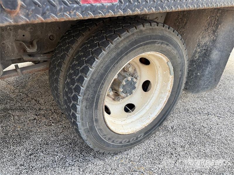 Isuzu NPR Andere Fahrzeuge