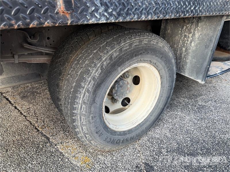 Isuzu NPR Andere Fahrzeuge